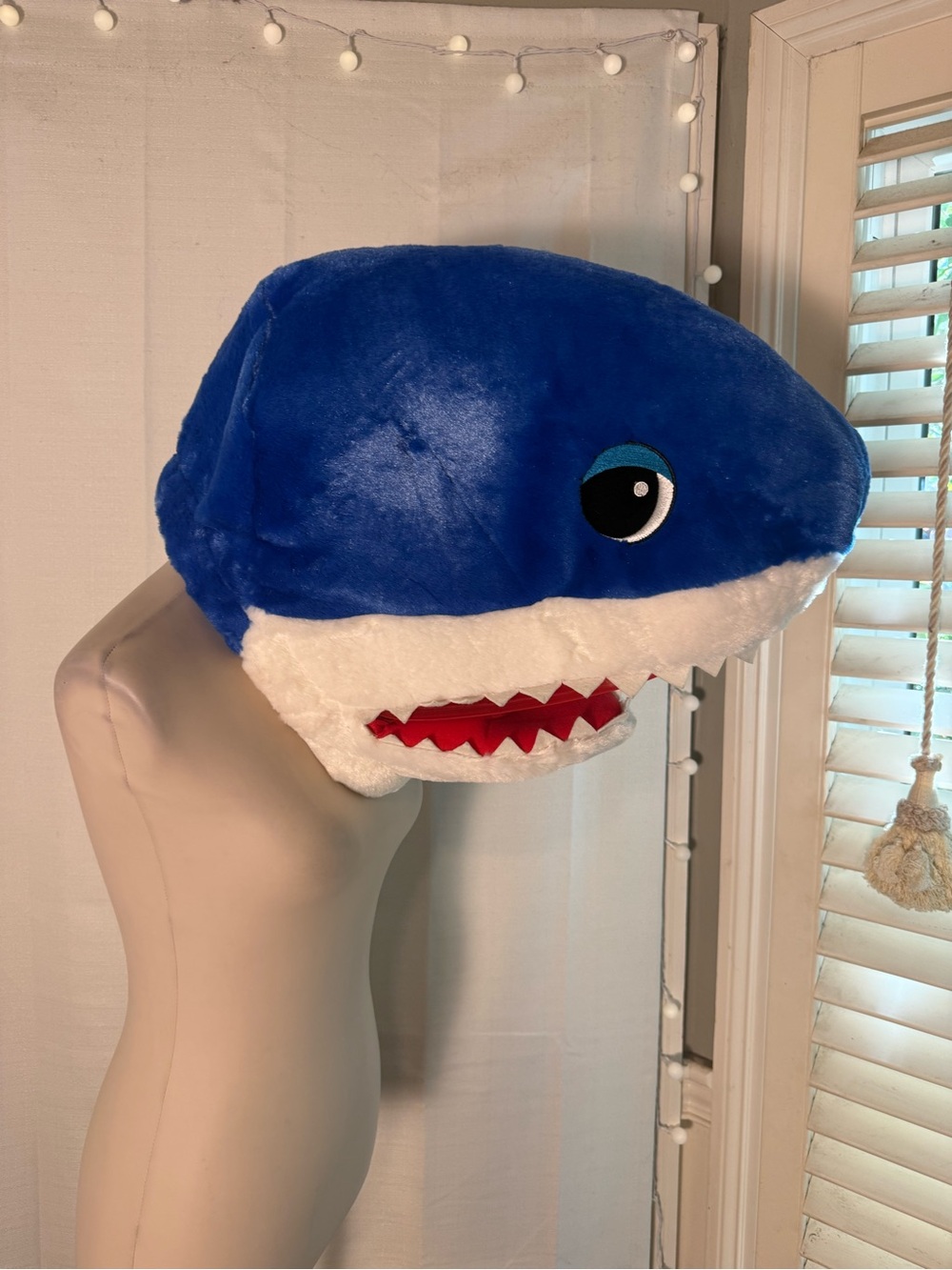 🎃Dan Dee Adult Shark Plush Hat Costume Headpiece Blue 22” Halloween 🎃